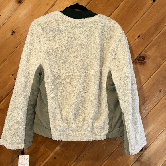 NWT Free People Rivington Sherpa jacket in green cream desert combo - Picture 10 of 10